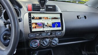 Prodám Honda Jazz II 1.3 i-DSI 2004 benzín - 12