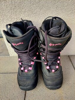 Snowboard SABRINA, 138 cm + boty - 12