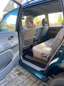 Suzuki Grand Vitara XL7 benzín - 12