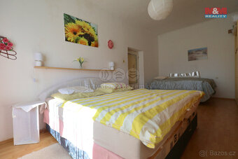 Prodej rodinného domu, 1150 m2, Dobešov - 12
