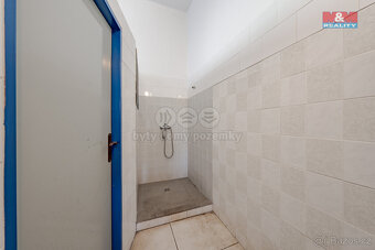 Prodej obchodního objektu, 200 m², Šarovy - 12