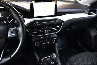 Ford Focus kombi 1.5 TDCi 6st,NAVI,VÝHŘEV,TEMP,KLIMA,PARKING - 12