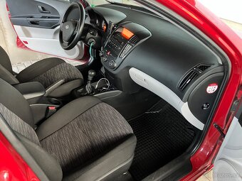 Ceed SW 1.4 Cvvt - 12