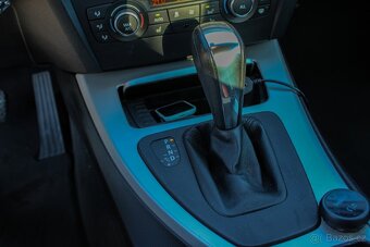 BMW Rad 3 coupé 320d A/T - 12