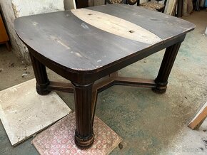 Starožitný nábytek - 12