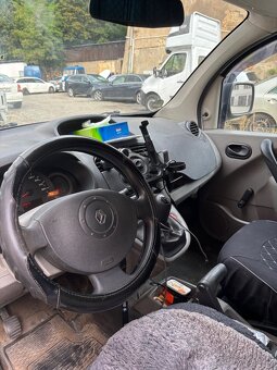 Renault Kangoo 2010 - 12
