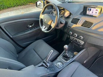 Renault Megane 1,5 DCI 81 kw - 12