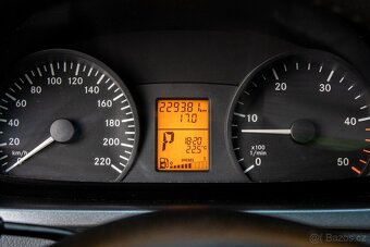 Mercedes-Benz Viano 3.0 CDI V6 Ambiente 150 kw AT 7-miestne - 12