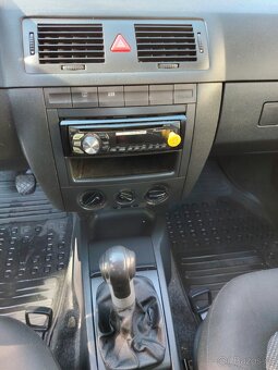 prodám Škodu Fabii 1 kombi 1.4 TDI 51kw ,r.v.2007 - 12