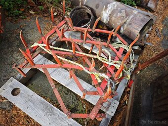 Malotraktor Kubota B1600 - 12