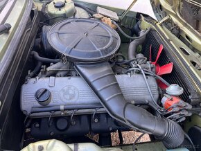 BMW 525 (e12) - 12
