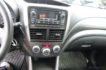 Subaru Forester 2.0i 4x4 - 12