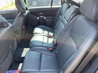 Volvo XC90 D5 1.maj. koupeno v ČR (Svencar), manual - 12