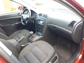ŠKODA OCTAVIA 1.9TDI 77KW ELEGANCE DSG - 12