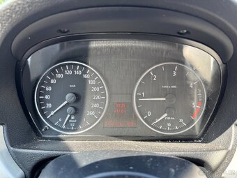 BMW Řada 3 320D E91 120kw M47 XENON - 12