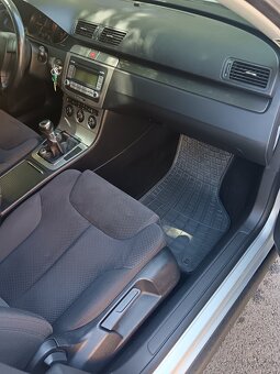 Volkswagen Passat B6 kombi 1.9tdi 77kw - 12