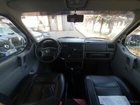 VW TRANSPORTER T4 2,5 td 5 MÍST R.V.2001 - 12