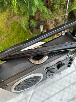 Hitachi Navigator II námořní rádio KH 1170 E rok 1977 - 12