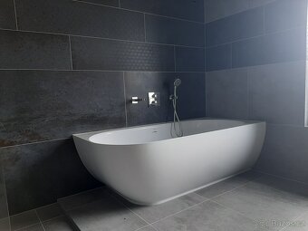 Práce, zkouška par dní 250 kč h - 12