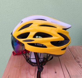 Cyklistická helma - 12
