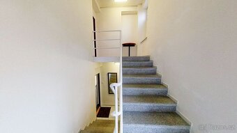 Pronájem domu, cca 200 m2, Praha 9 – Letňany, ul. Broumovská - 12