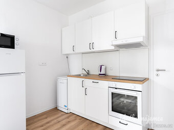 Pronájem bytu 2+kk, Za černým mostem, Kyje, 26000 Kč/měs, 67 - 12