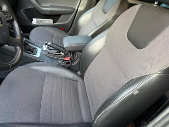 Škoda Octavia Combi 1.6 TDI Elegance - 12