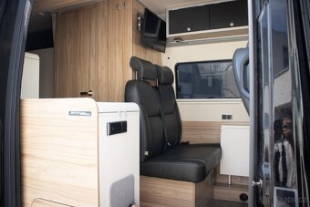 Hymer GRAND CANYON S CROSSOVER MERCEDES-BENZ - 12