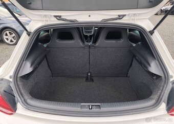 Volkswagen Scirocco 2.0 TDI Klima, Tempomat nafta manuál - 12