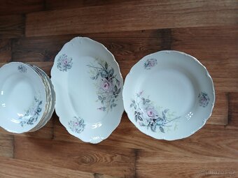 Jídelní souprava - 12