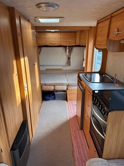 Plně soběstačný karavan FLEETWOOD SONATA MELODY - 12