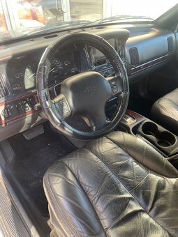 Jeep Grand Cherokee 5.9 v8 ZJ - 12