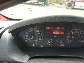 Peugeot Boxer 2.2 HDi  110kw - 12