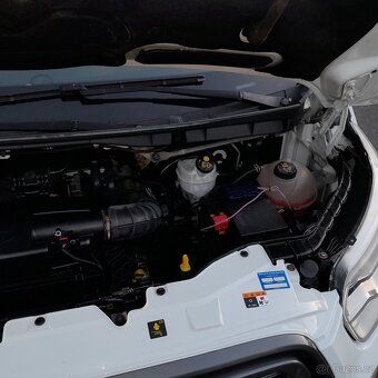 Ford Transit 2,2 TDCi 74kw, L2H2, serviska. - 12