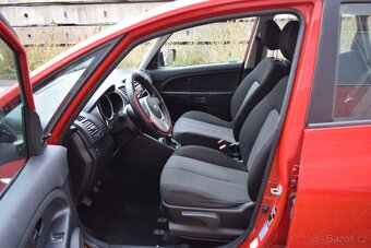 Kia Venga 1.4i/2010/5DVEŘÍ/ČR/114TKM/ - 12