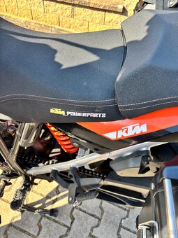 KTM 1050 adventure - 12