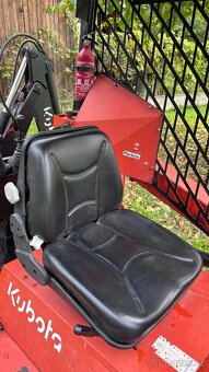 Mininakladač s podkopom KUBOTA - 12