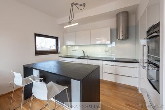 Prodej krásného, světlého bytu 3+kk 90m2 plus balkon 4m2, sk - 12