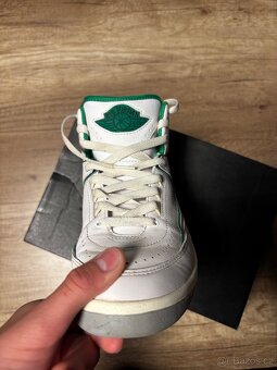 Jordan retro 2 - 12