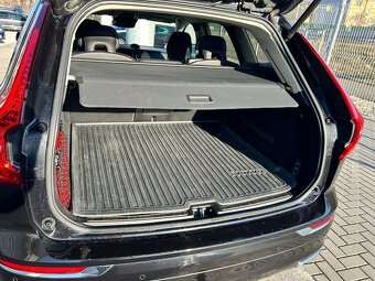 Volvo XC60 B4 AWD Inscription - 12