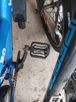 Tři dětská kola po našich dětech. Koloběžka zdarma. - 12