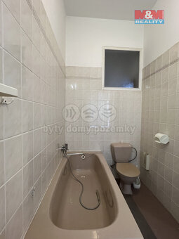 Pronájem kanc. prostoru, 130 m2, Chomutov, ul. Školní - 12