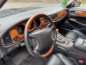 Jaguar XJ 4.0 V8 Sovereign - 12