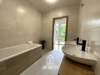 Pronájem domu 5+kk, 139 m2 se zahradou, terasou a balkonem – - 12
