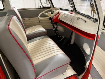 Zrenovovaný Volkswagen T1 - Safari - EU homologace - 12