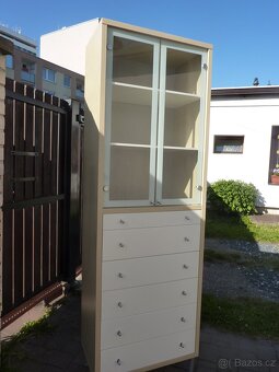 IKEA MAGIKER vitrina/úložná sestava se zásuvkami - 12