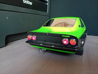 Jaguar XJ 4.2C a Opel Manta TE 2800 Green & Black  1:18 BoS - 12