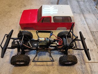 RC Auto Terra Chevrolet K-5 Blazer, PC 14500kč - plně funkčn - 12