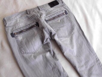 Armani Jeans pánske riflové nohavice  L  (36) - 12