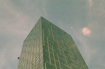 PRODÁNO Fotoaparát Minolta Hi-Matic F - 12